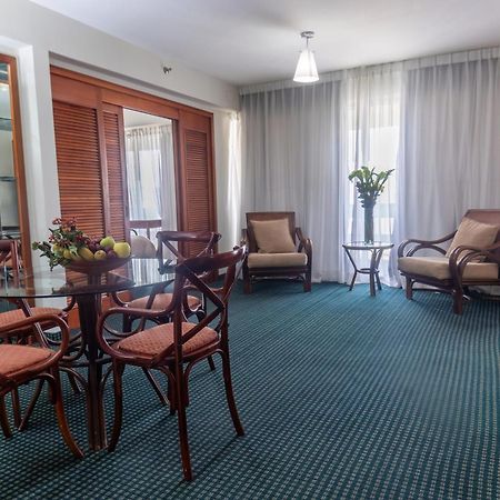 Hotel Altamira Suites Каракас Екстериор снимка