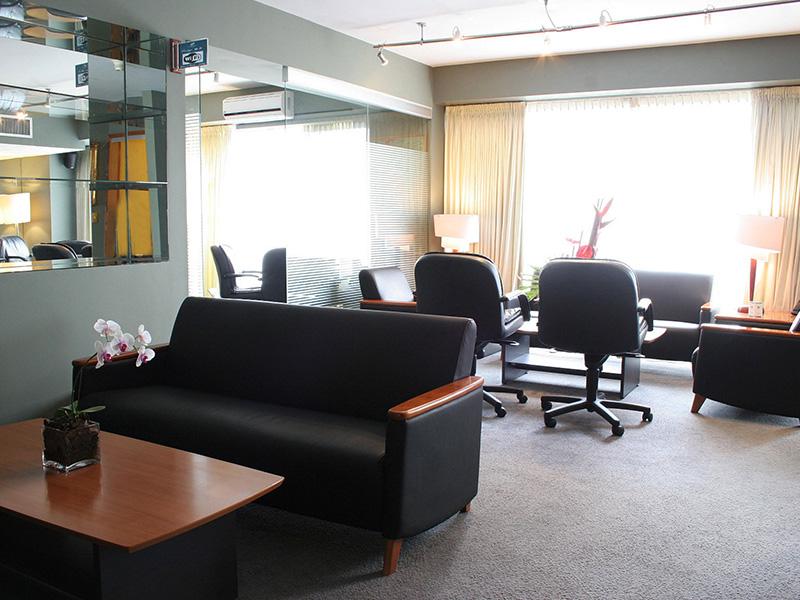Hotel Altamira Suites Каракас Екстериор снимка
