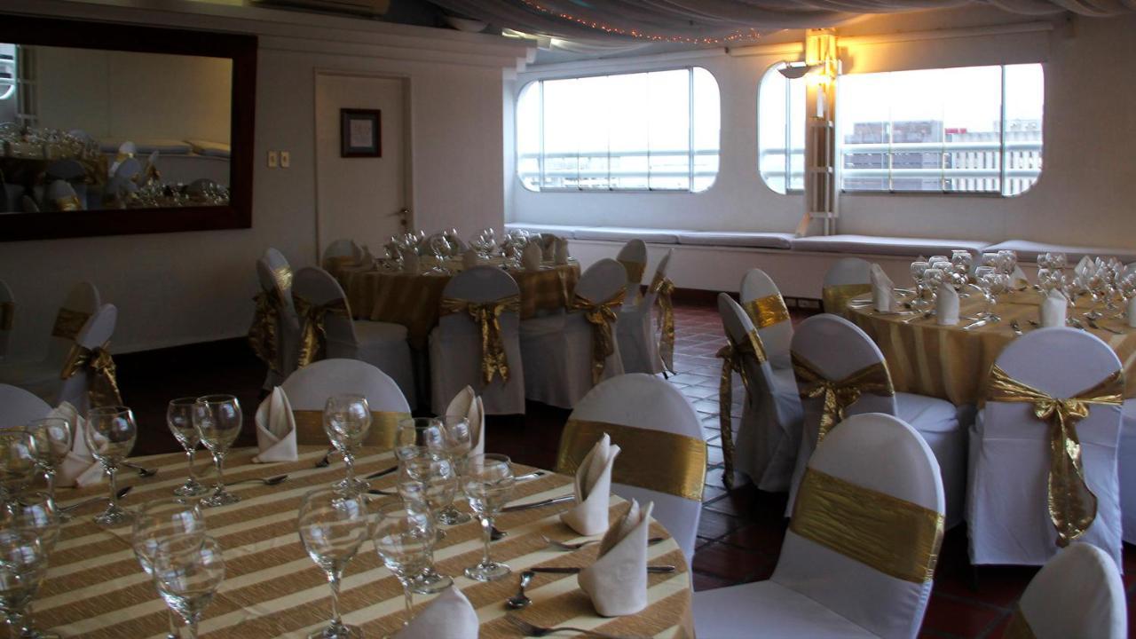Hotel Altamira Suites Каракас Екстериор снимка