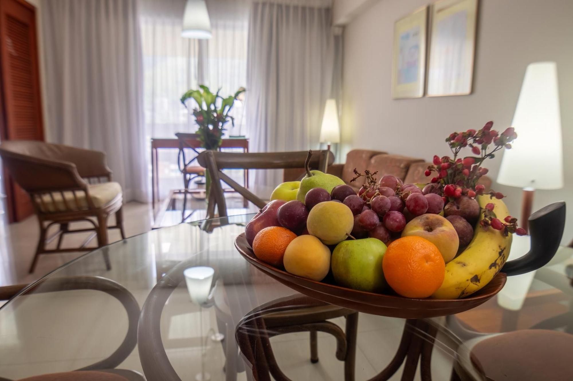 Hotel Altamira Suites Каракас Екстериор снимка